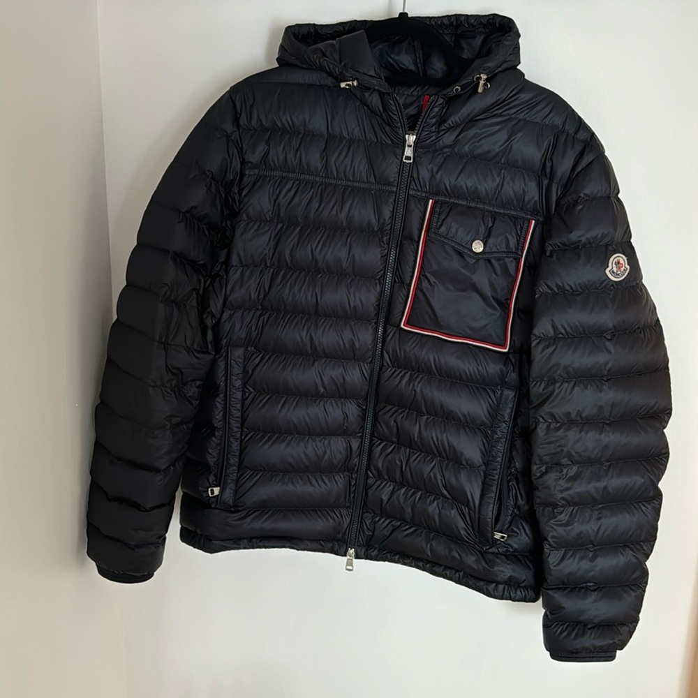 Moncler Lihou Giubbotto Size 4